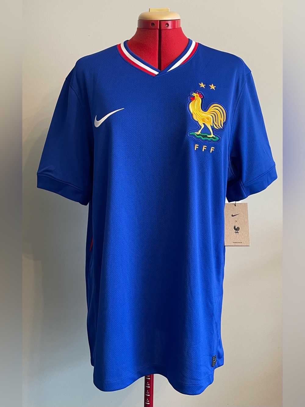 Nike - team France soccer jersey Size Large (NWT)